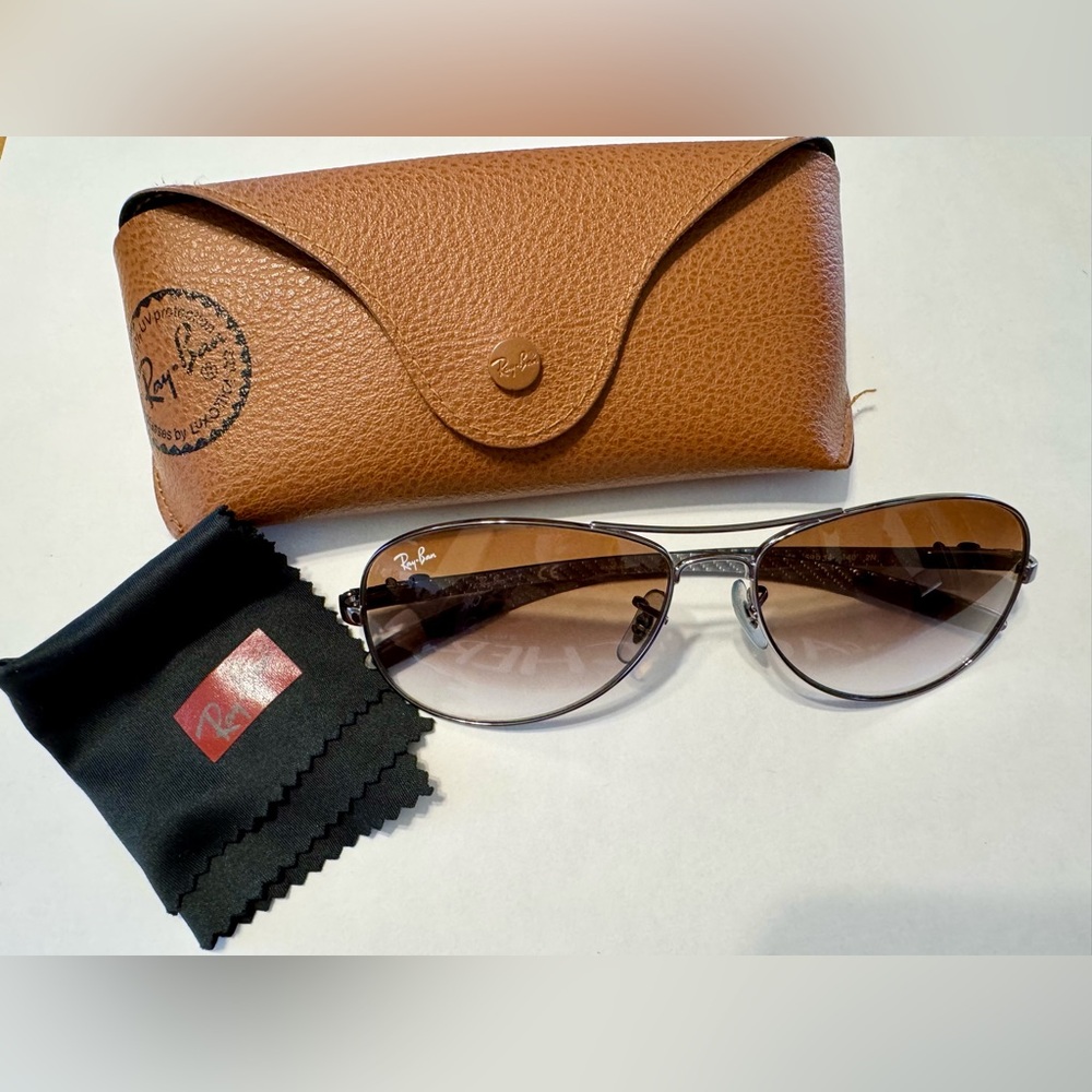 Ray-Ban Brown Aviator Sunglasses with Case EUC